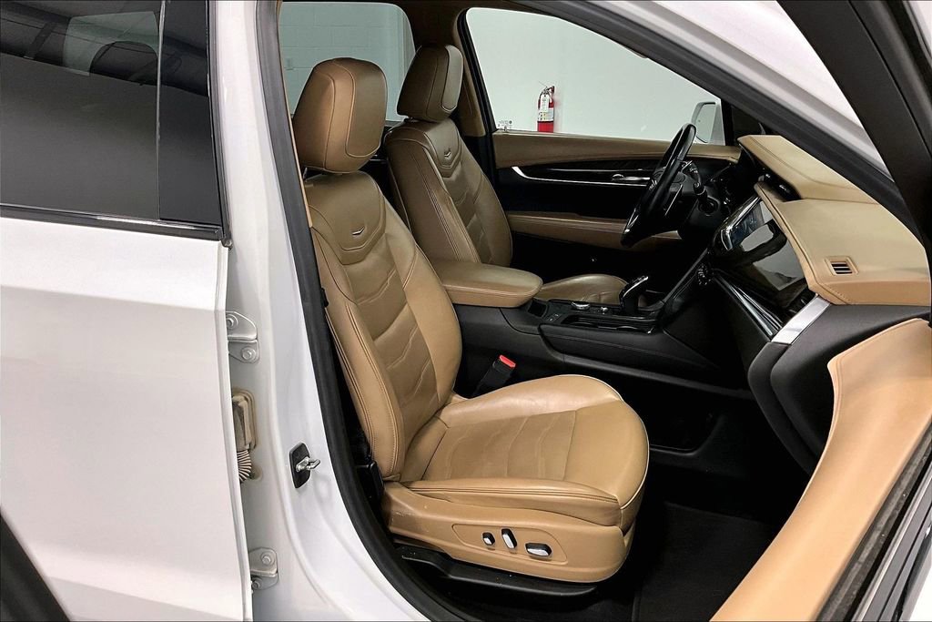 Used 2020 Cadillac XT6 Sport w/ Platinum Package image 10