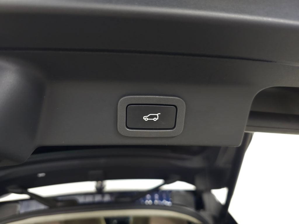 Used 2020 Jaguar F-PACE Prestige AWD/4WD image 6