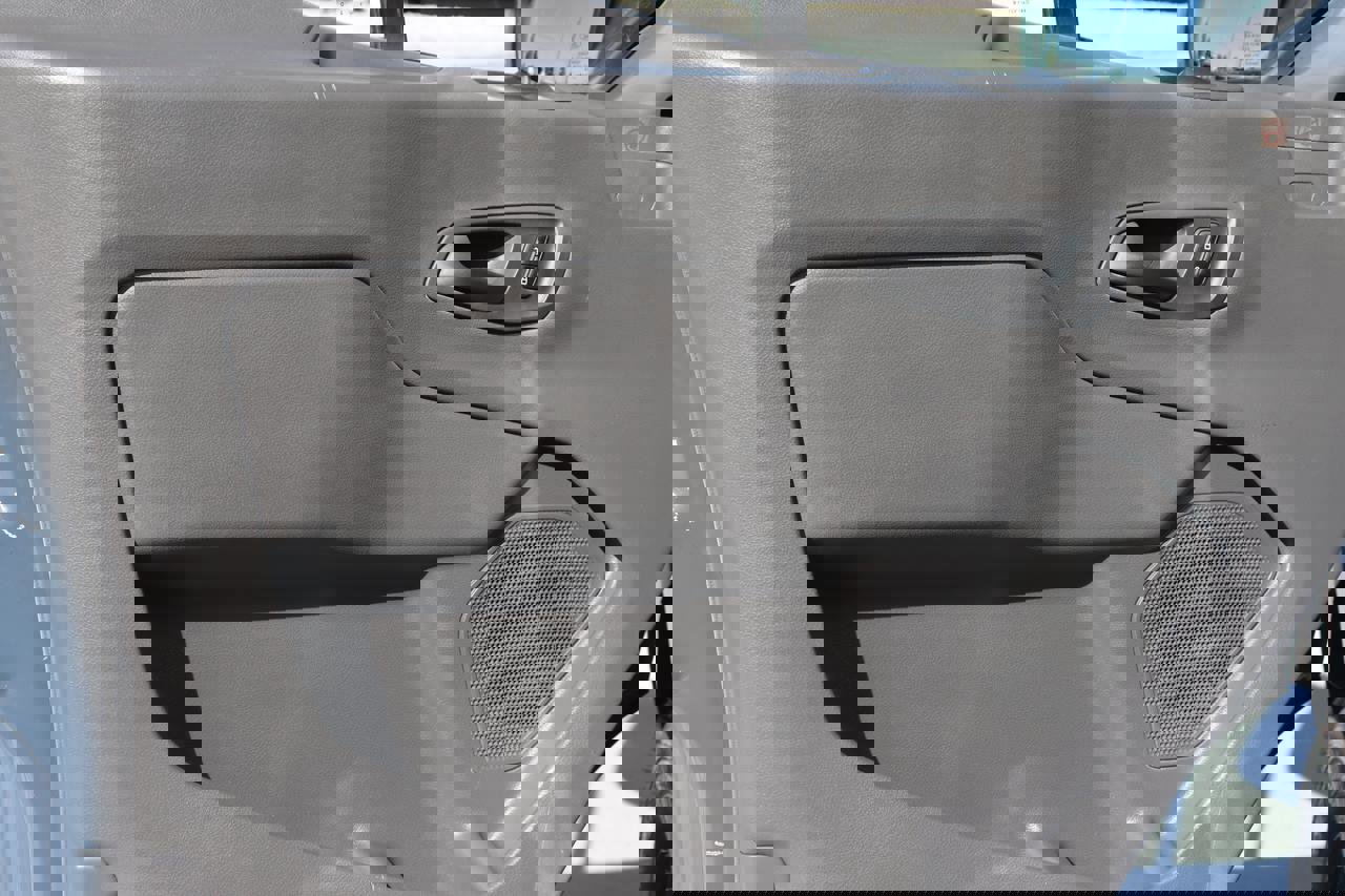 Used 2019 Ford Transit 250 148 High Roof Extended image 24