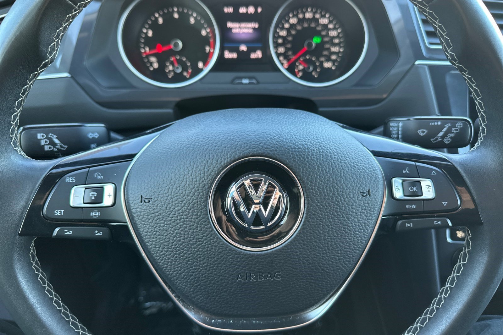 Used 2021 Volkswagen Tiguan SE AWD/4WD image 11