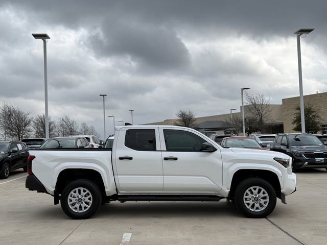 Used 2024 Toyota Tacoma SR image 5
