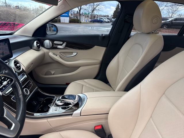 Used 2019 Mercedes-Benz C 300 4MATIC Sedan image 13