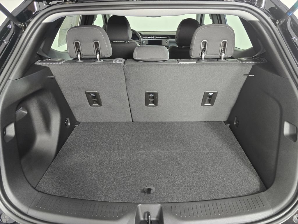 New 2027 Chevrolet Bolt LT w/ Comfort Package FWD image 16