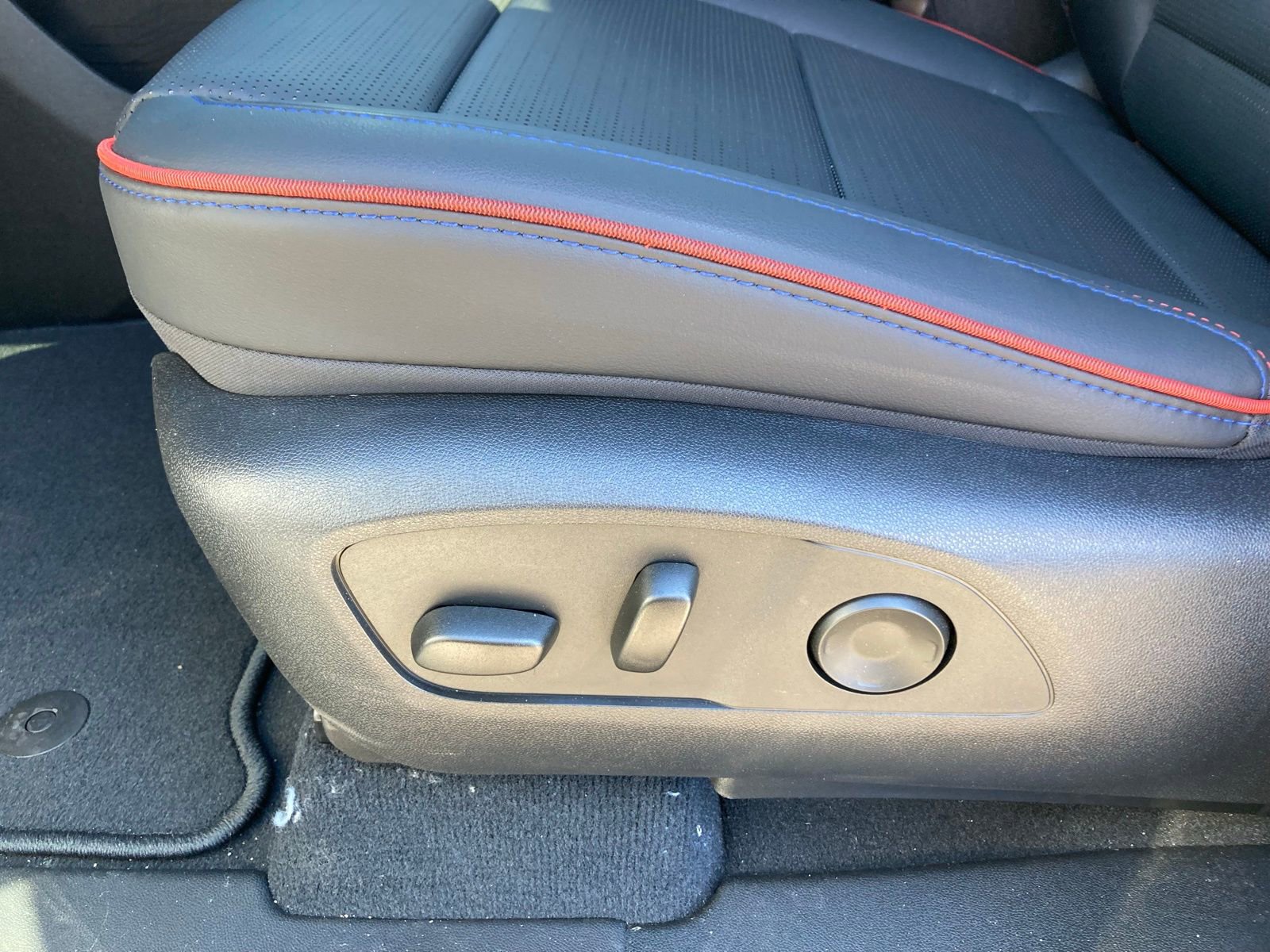 New 2025 Chevrolet Silverado EV RST AWD/4WD image 36