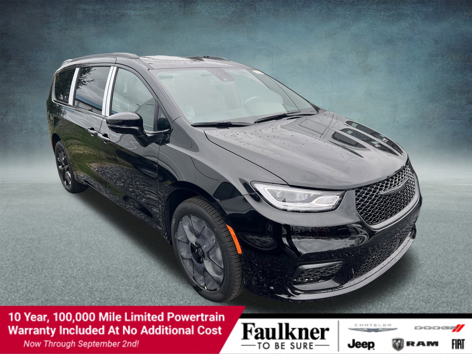 New 2026 Chrysler Pacifica Limited w/ S Appearance Package