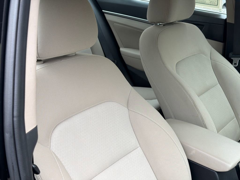 Used 2018 Hyundai Elantra SEL image 10