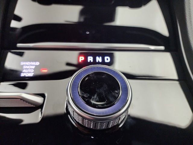 New 2025 Jeep Grand Cherokee L Limited w/ Trailer Tow Package image 31