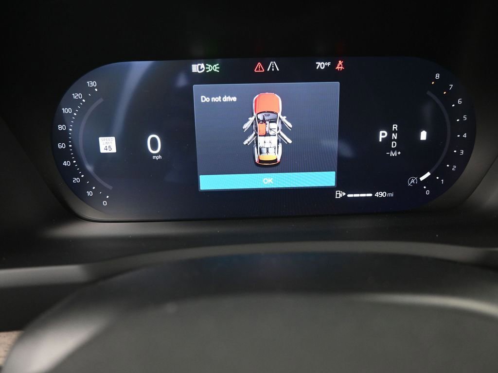 New 2026 Volvo XC90 B6 Plus w/ Protection Package Premier image 21