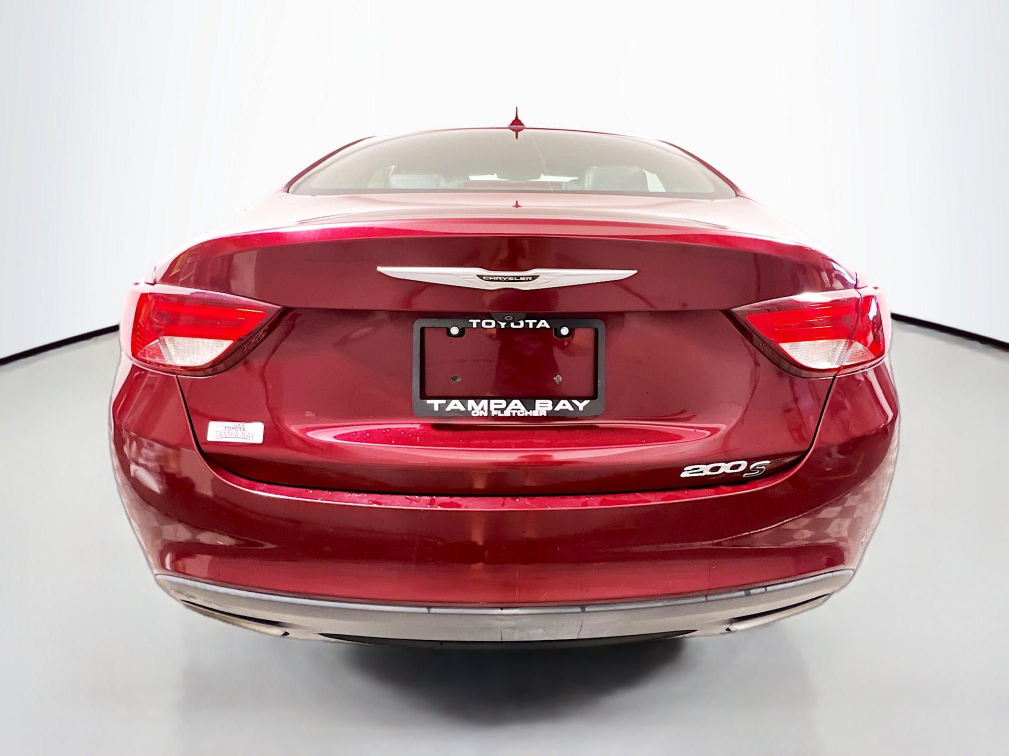 Used 2015 Chrysler 200 S w/ Navigation & Sound Group I FWD image 6