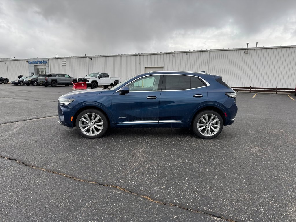 Used 2023 Buick Envision Avenir image 2
