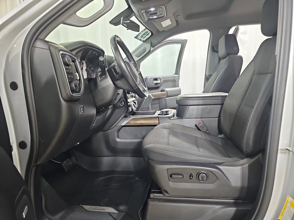 Certified 2019 Chevrolet Silverado 1500 RST image 18