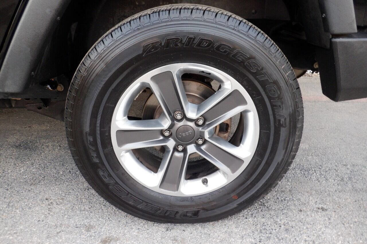 Used 2013 Jeep Wrangler Unlimited Sport w/ Trailer Tow Group image 31