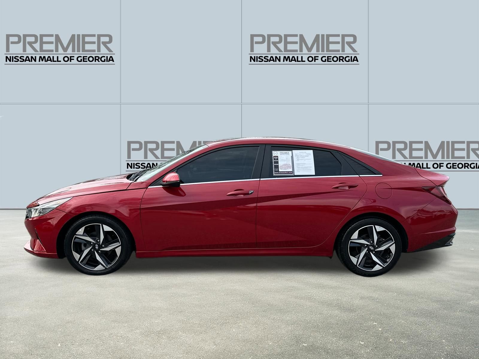 Used 2021 Hyundai Elantra SEL w/ Convenience + Premium Package image 6