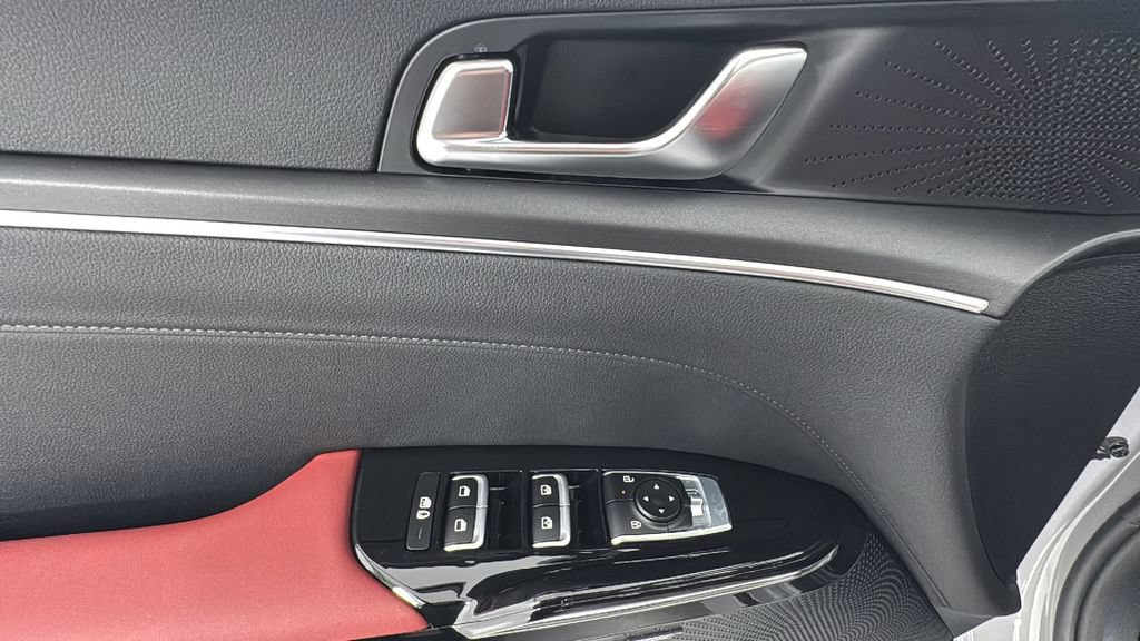 New 2026 Kia K5 GT-Line w/ GT-Line Premium Package FWD image 17