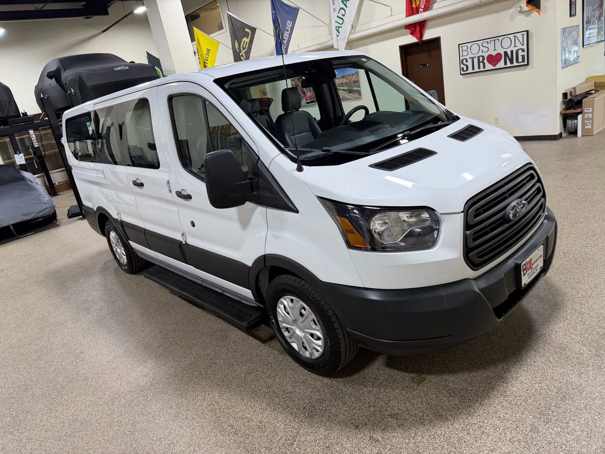 Used 2017 Ford Transit 150 XL image 13