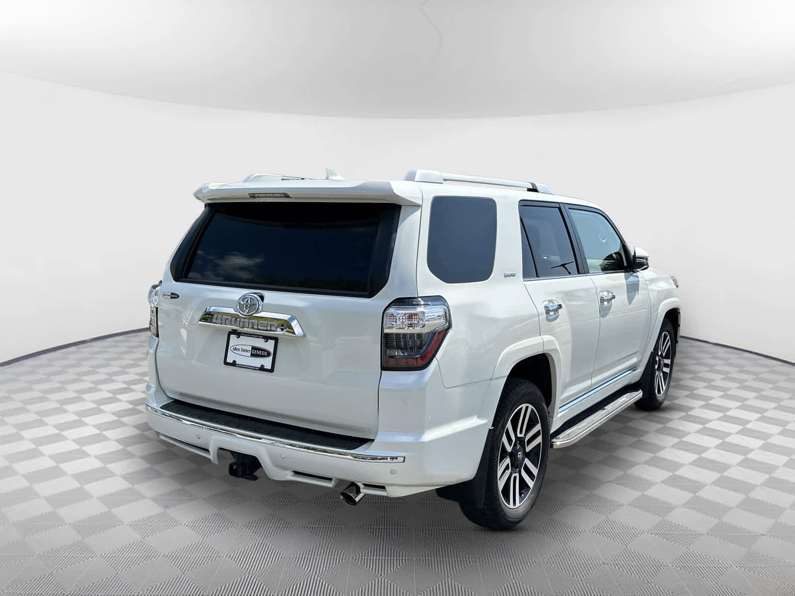 Used 2023 Toyota 4Runner Limited RWD image 6