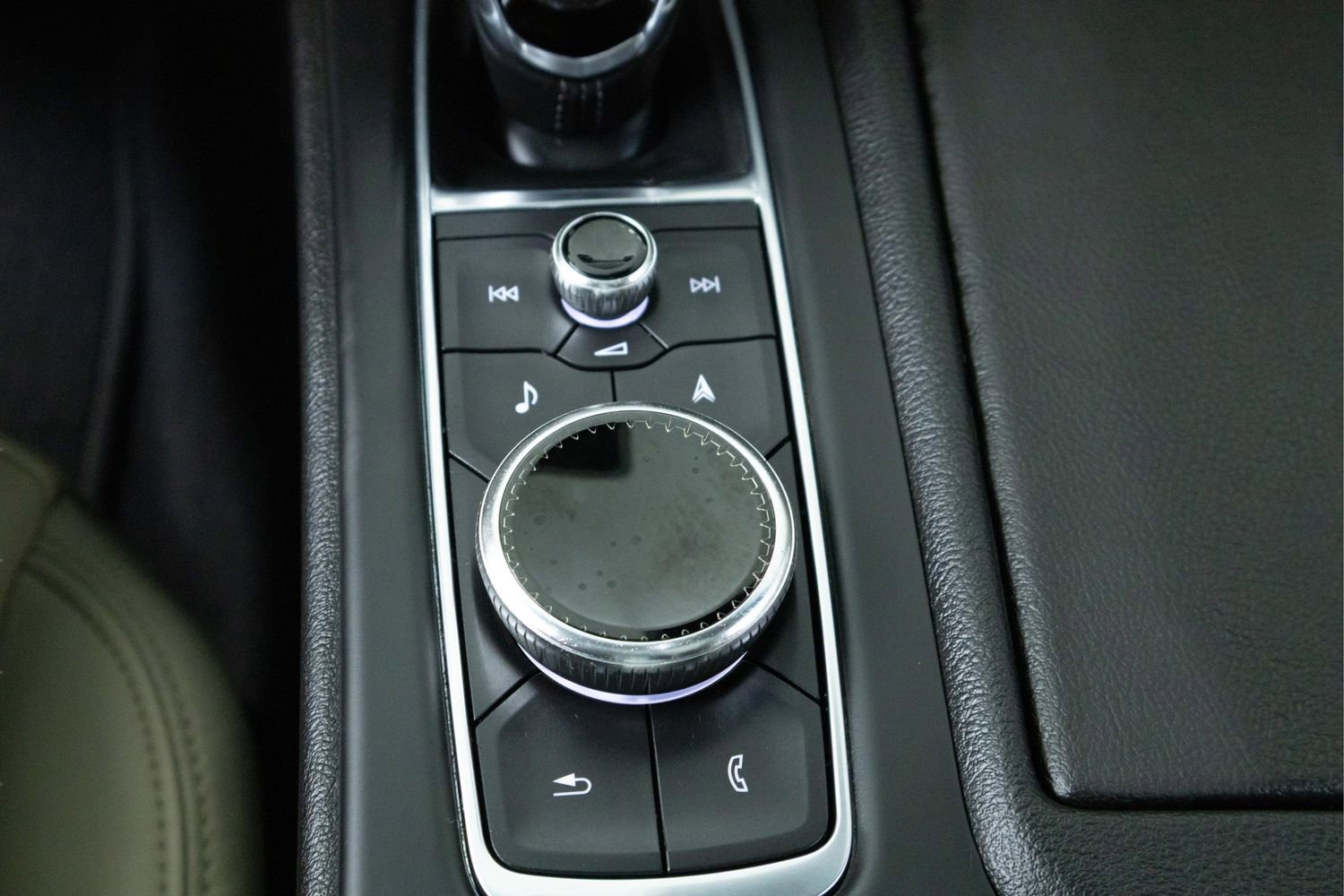 Used 2021 Cadillac CT5 Luxury w/ Sun And Sound Package RWD image 26