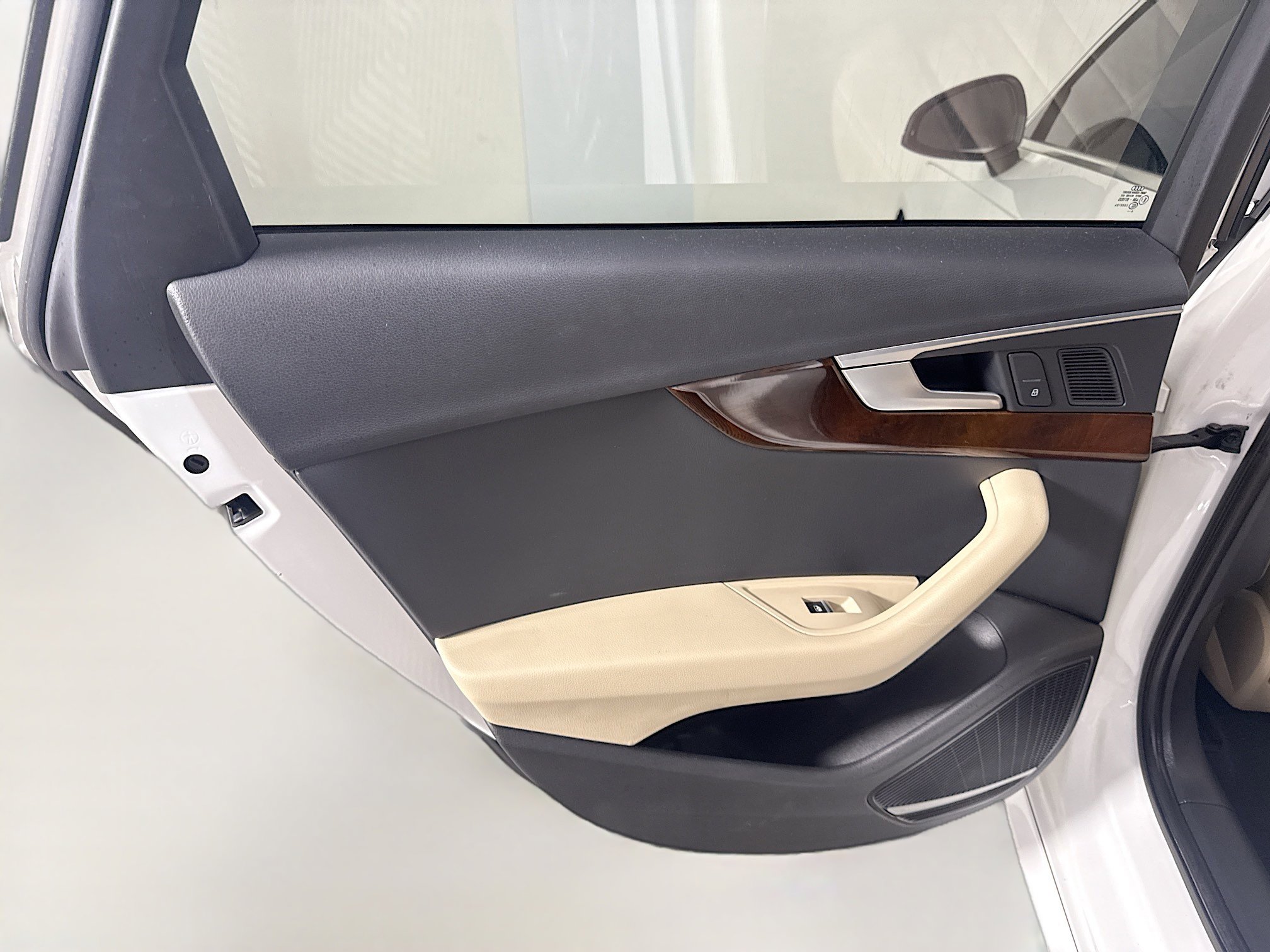 Used 2017 Audi A4 2.0T Premium Plus w/ Premium Plus Package image 26