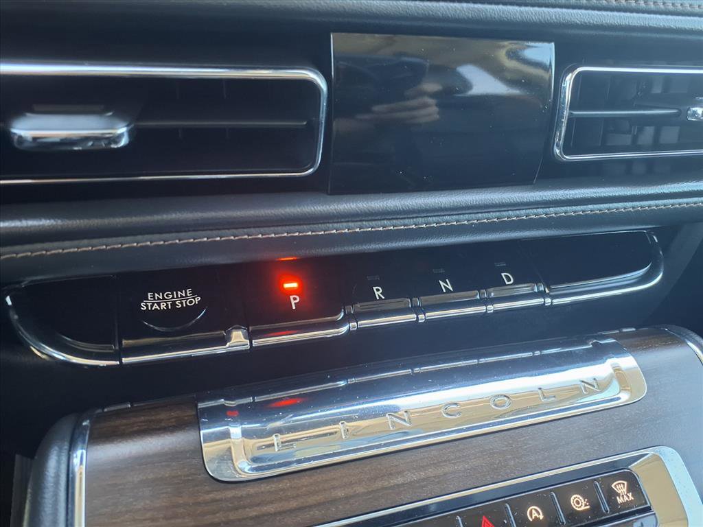 Used 2025 Lincoln Aviator Reserve w/ Equipment Group 201A image 27