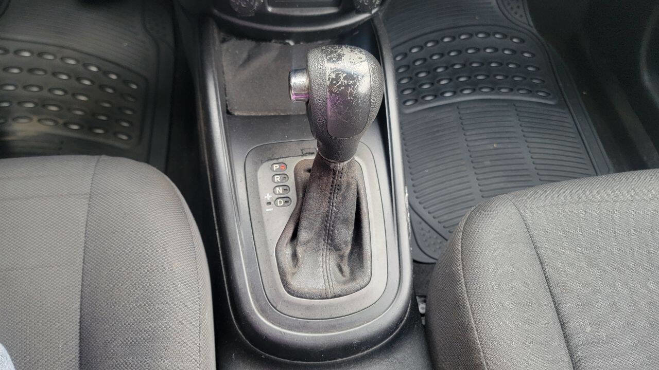Used 2011 Kia Soul + FWD image 14