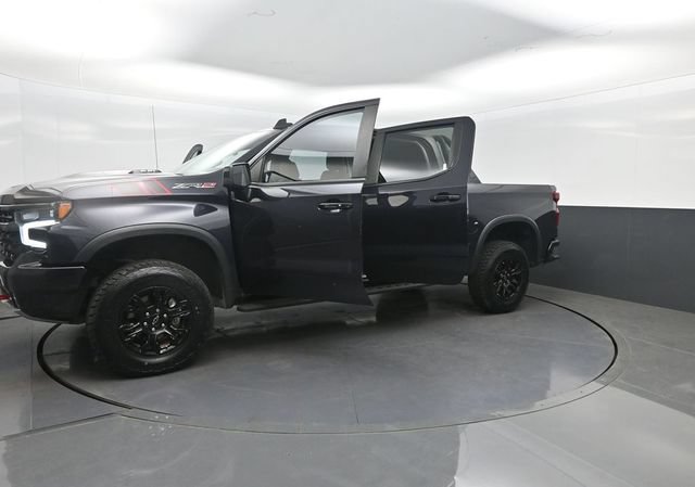 Used 2022 Chevrolet Silverado 1500 ZR2 w/ Technology Package AWD/4WD image 37
