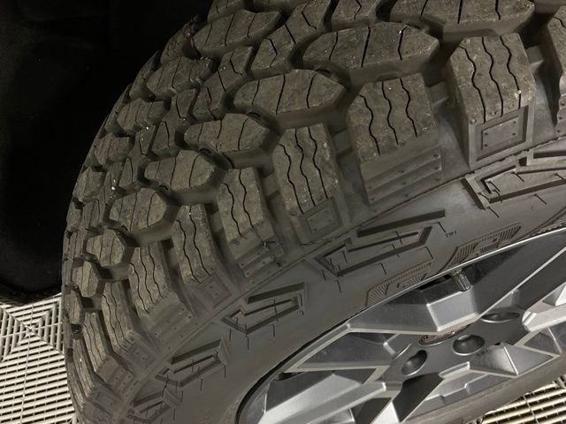 New 2026 GMC Terrain AT4 w/ LPO, Floor Liner Package image 45