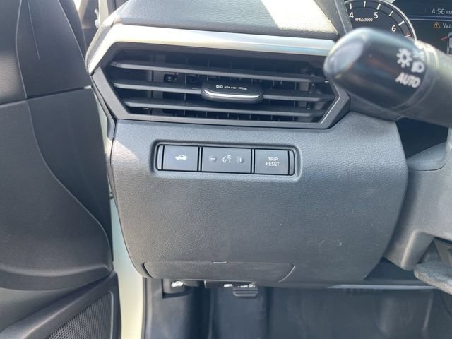 Used 2021 Nissan Altima 2.5 SR FWD image 17
