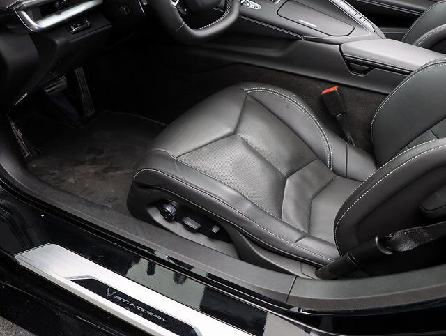 Used 2023 Chevrolet Corvette Stingray Preferred Cpe w/ Z51 Performance Package image 24