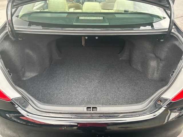 Used 2012 Toyota Camry XLE FWD image 23