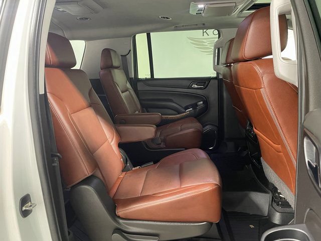 Used 2020 Chevrolet Suburban Premier w/ Premier Plus Edition AWD/4WD image 22