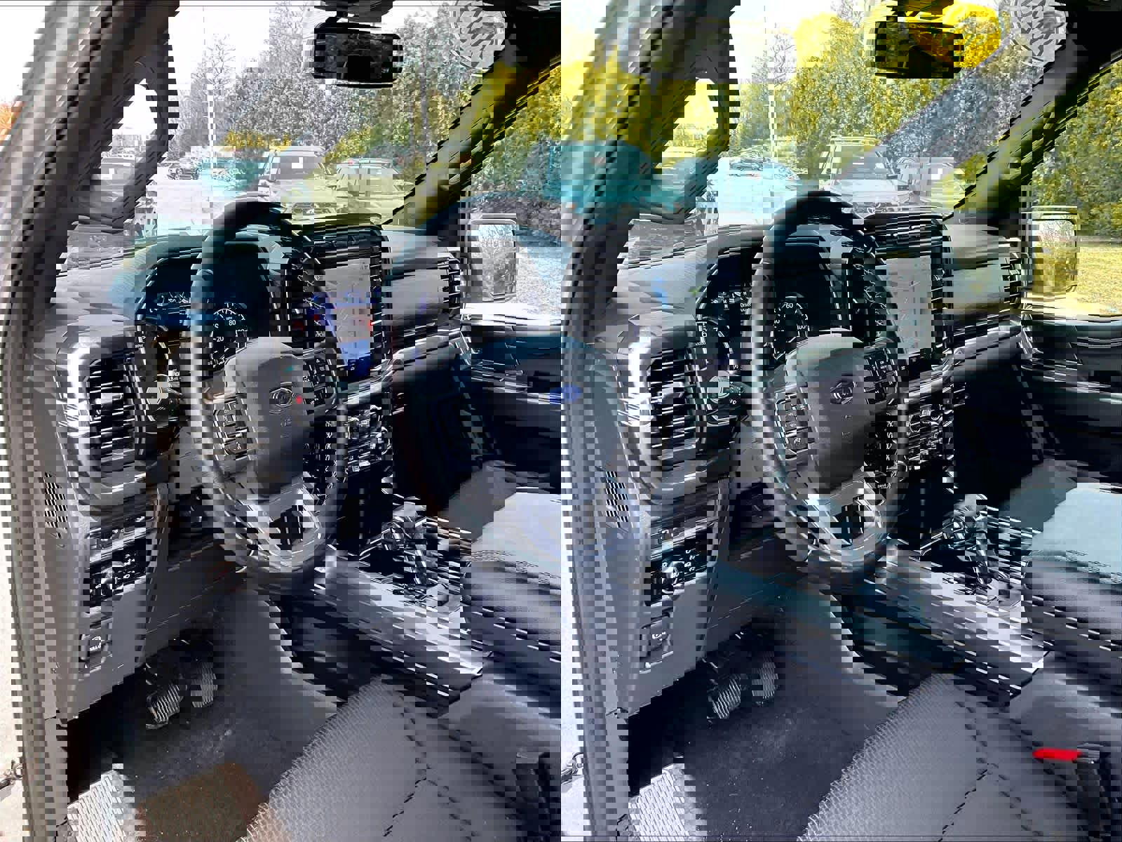 Used 2023 Ford F150 XLT w/ Equipment Group 302A High image 8