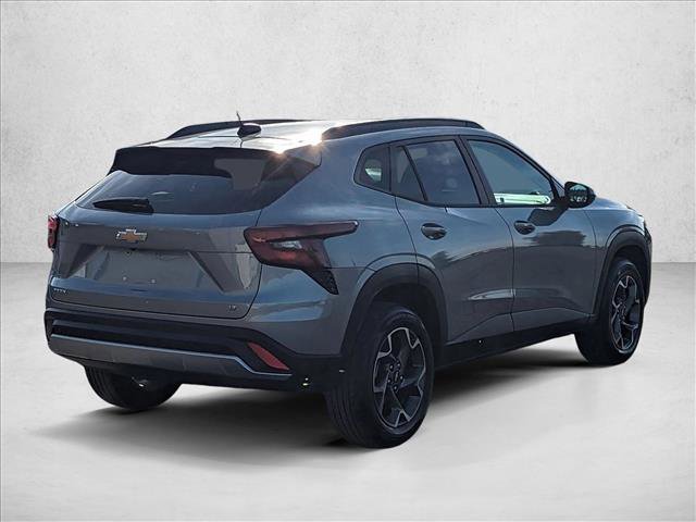 Used 2024 Chevrolet Trax LT w/ LT Convenience Package image 5