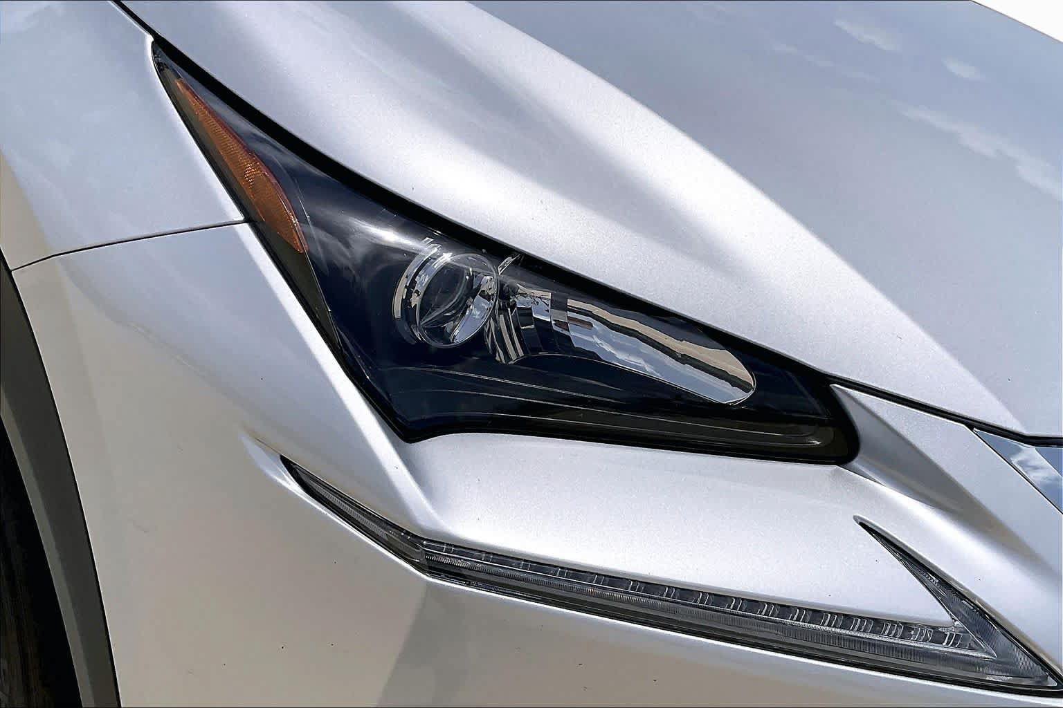 Used 2015 Lexus NX 200t FWD w/ Luxury Package image 25