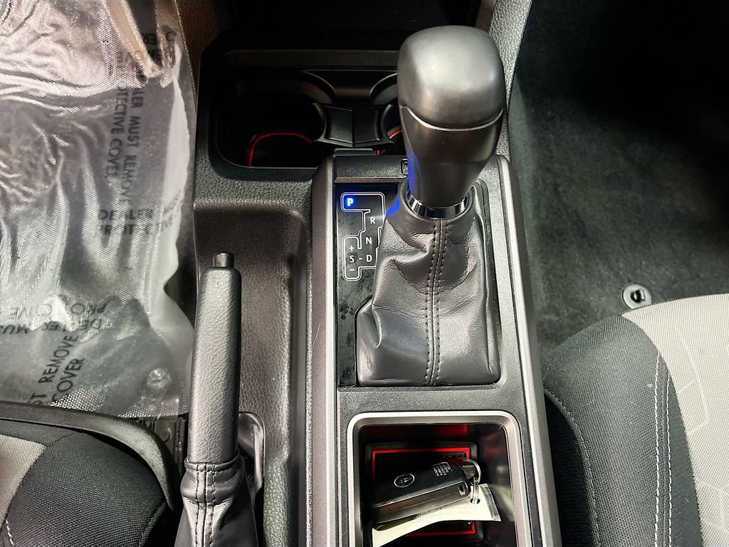 Used 2023 Toyota Tacoma TRD Sport w/ Advanced Technology Package image 17