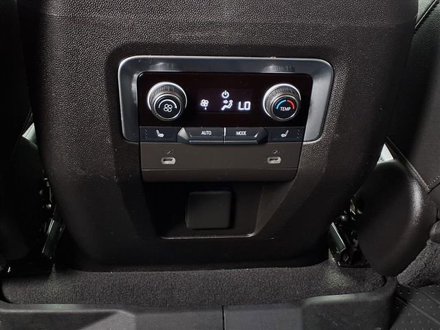 Used 2021 Chevrolet Tahoe LT w/ LT Signature Package image 11