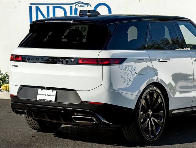 Certified 2024 Land Rover Range Rover Sport SE AWD/4WD image 7