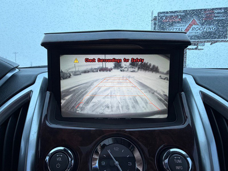 Used 2011 Cadillac SRX Luxury image 18