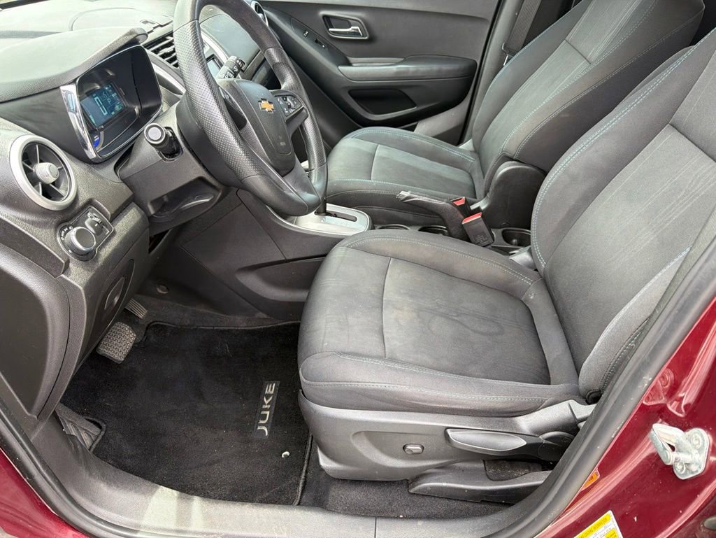 Used 2016 Chevrolet Trax LT FWD image 9