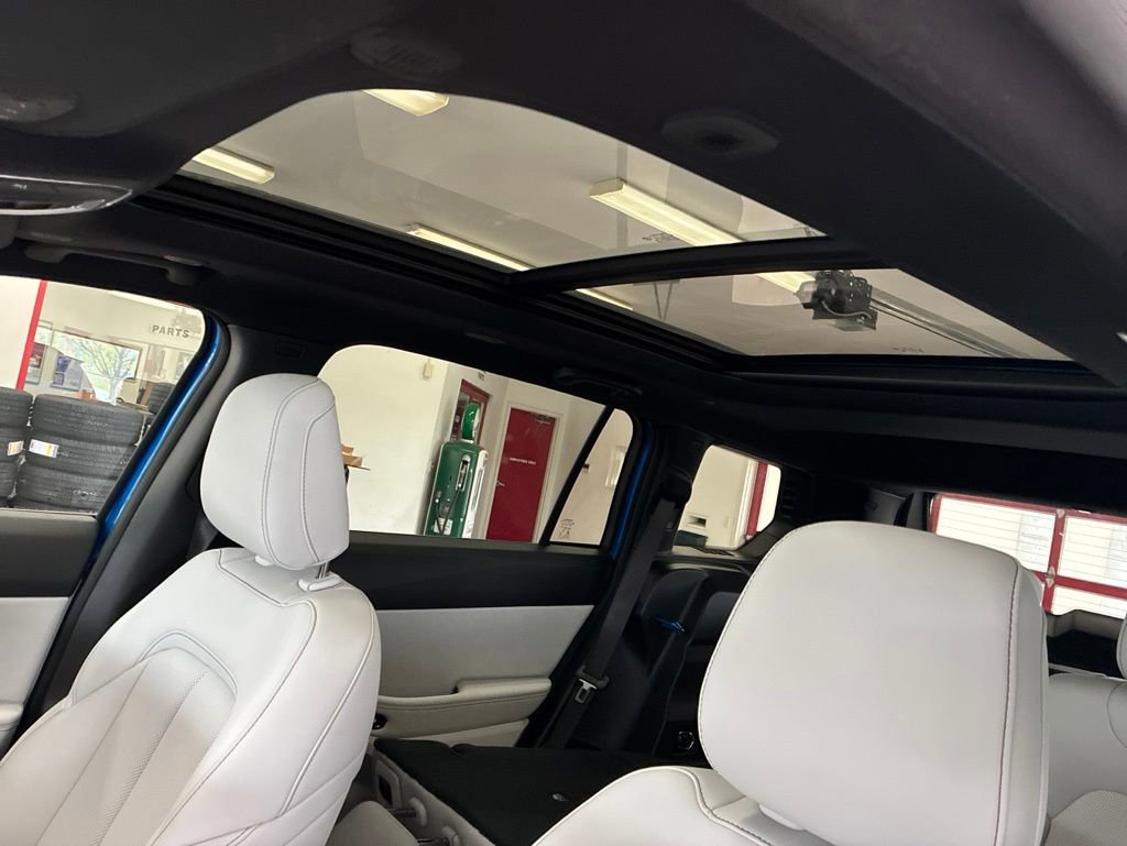 New 2026 Jeep Cherokee Limited AWD/4WD image 40