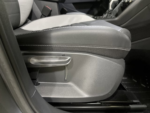 Certified 2023 Volkswagen Taos SEL image 37