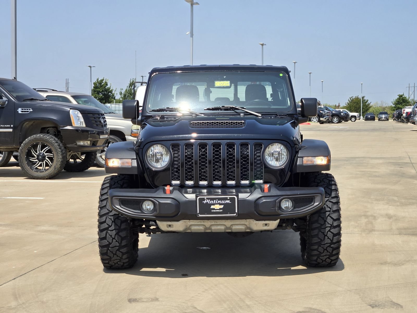 Used 2023 Jeep Gladiator Mojave w/ Cold Weather Group AWD/4WD image 6