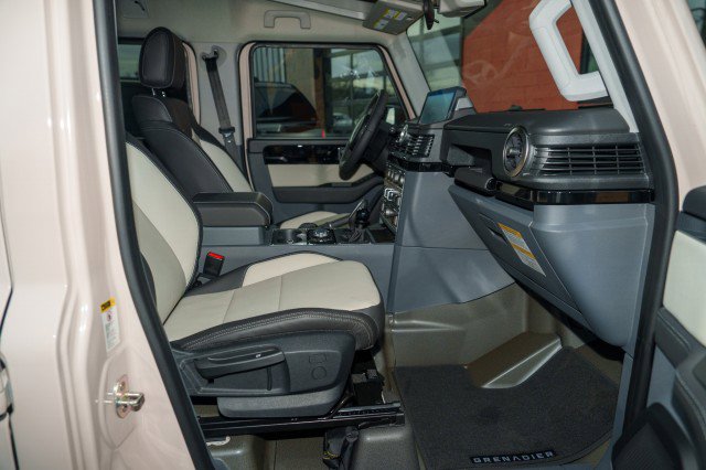 Used 2025 INEOS Grenadier image 23