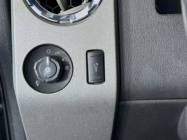 Used 2011 Ford F350 Lariat w/ Lariat Interior Pkg image 10