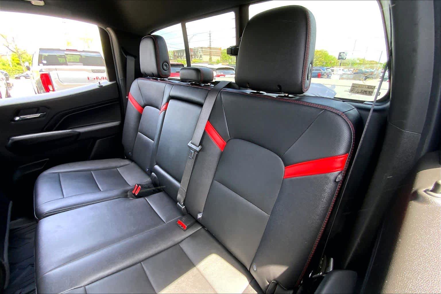 Used 2023 Chevrolet Colorado Z71 w/ Z71 Convenience Package 2 AWD/4WD image 20