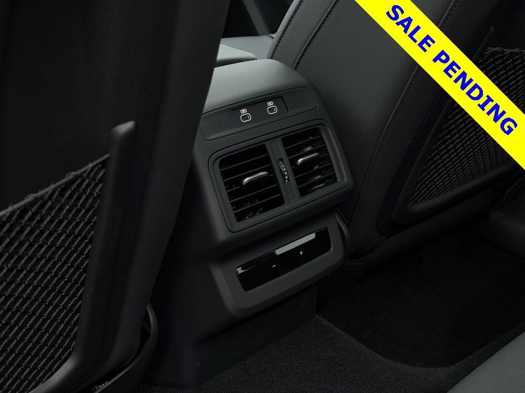 Used 2025 Audi Q5 Premium w/ Convenience Package image 29