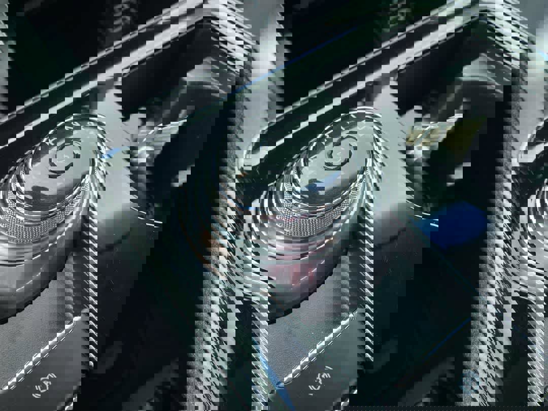 Used 2020 Ford Edge SE image 19