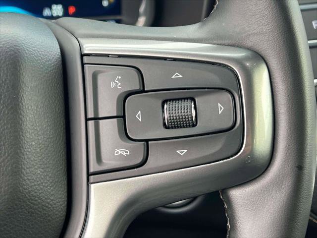 Used 2024 Chevrolet Suburban Premier image 21