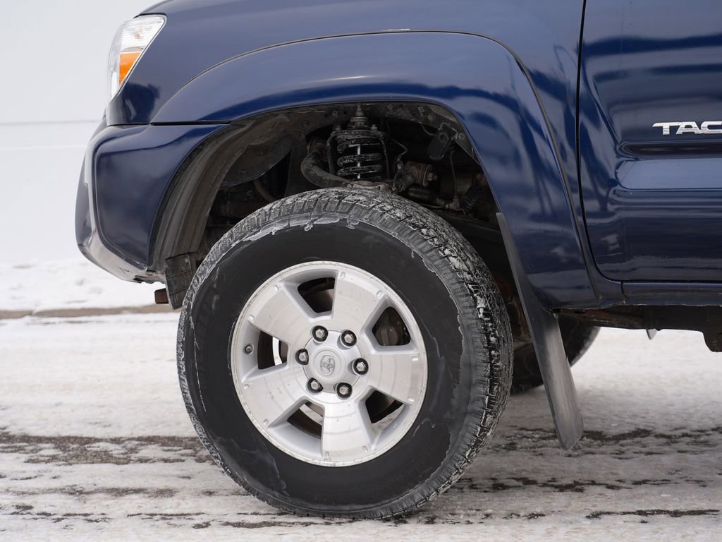 Used 2013 Toyota Tacoma 4x4 Double Cab w/ TRD Sport Pkg image 11