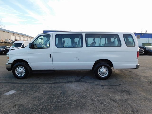 Used 2012 Ford E-350 and Econoline 350 XLT image 6