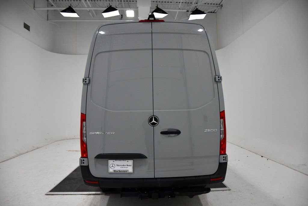 New 2025 Mercedes-Benz Sprinter 2500 image 4